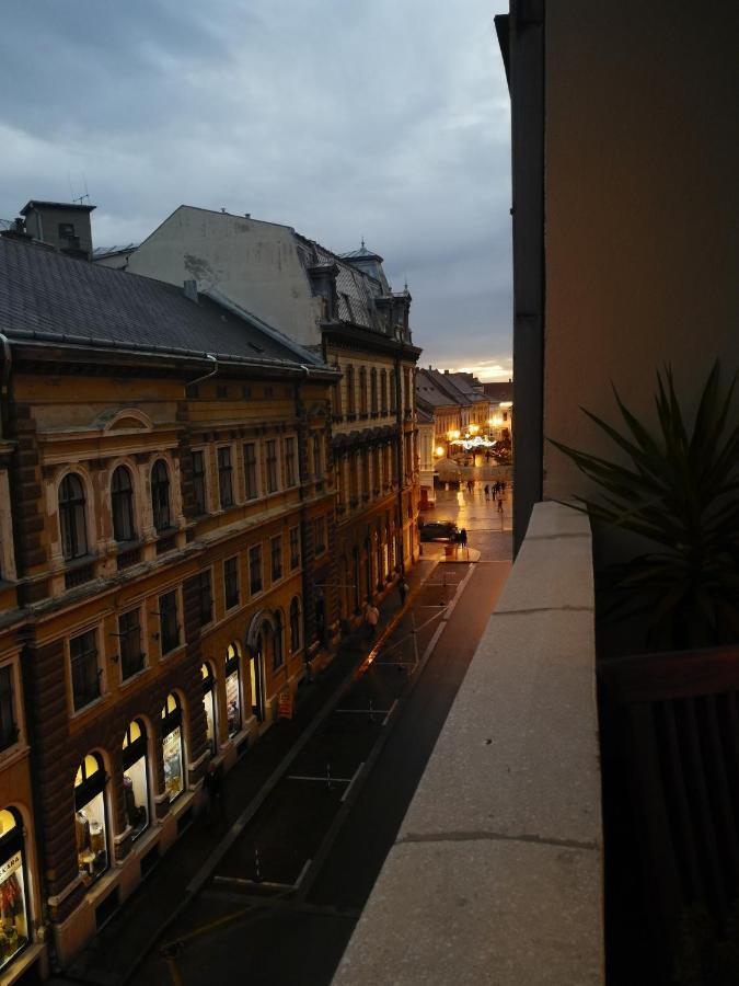 Centrum11 Pécs Exterior photo
